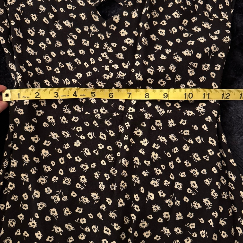 Reformation “Brielle” Vermont Dress ~ Mini Floral dress with semi open back - Picture 7 of 7